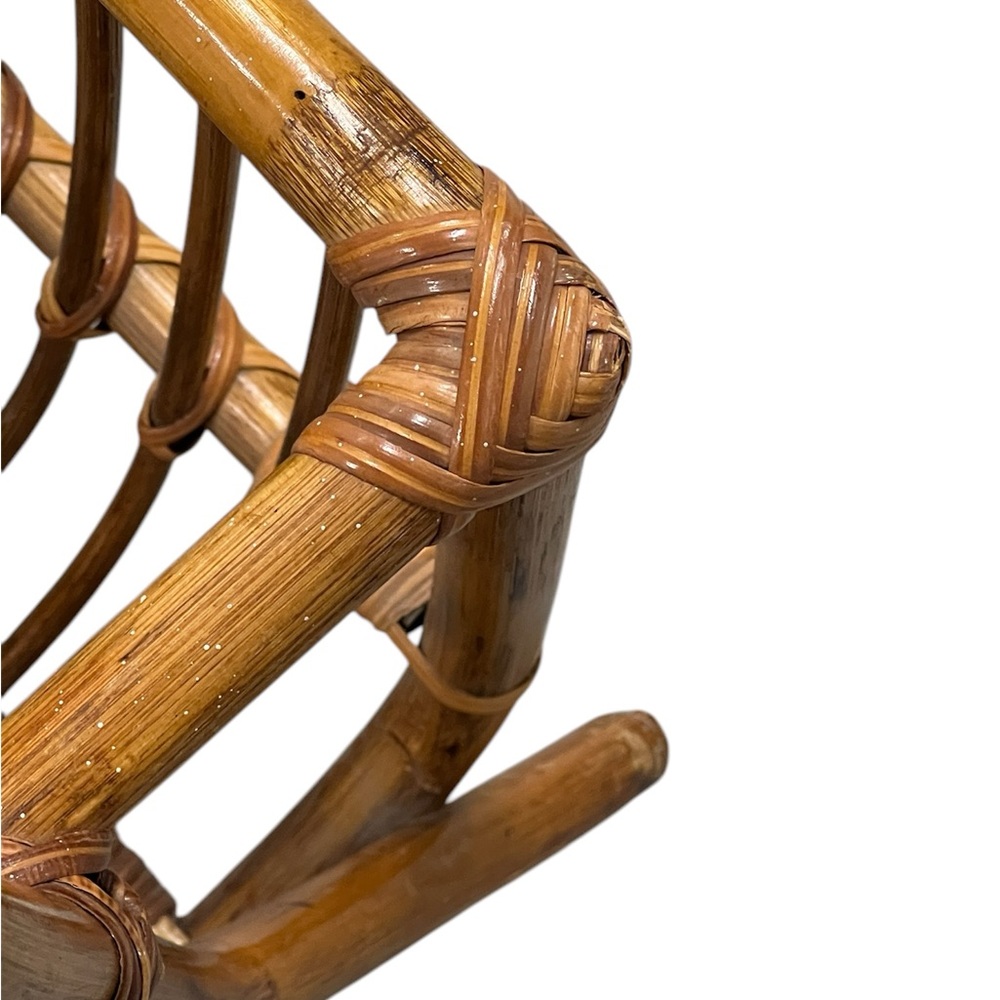 VINTAGE RATTAN BAMBOO MAGAZINE RACK - Picture 8 of 11